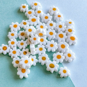 8mm White Glass Daisy Millefiori Bead - 10 Pack