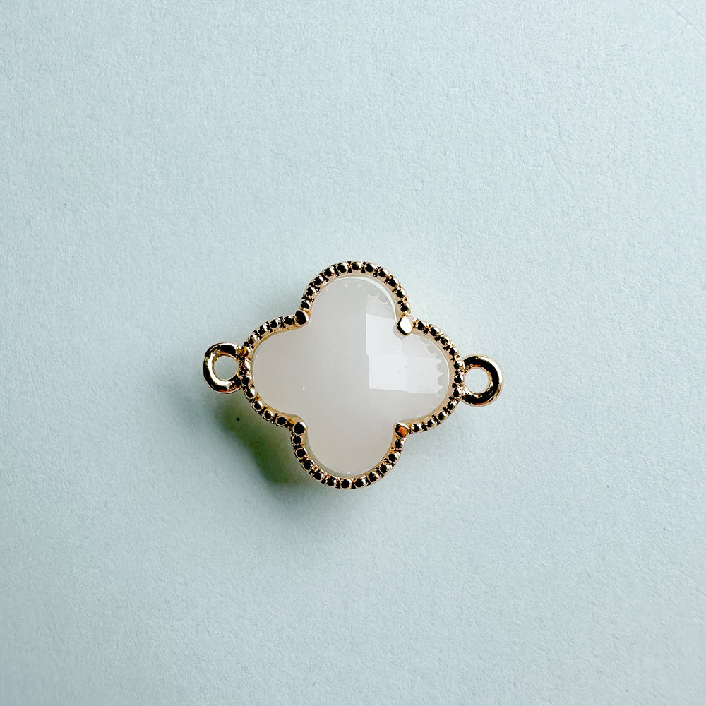 16mm White Crystal Gold Quatrefoil Connector