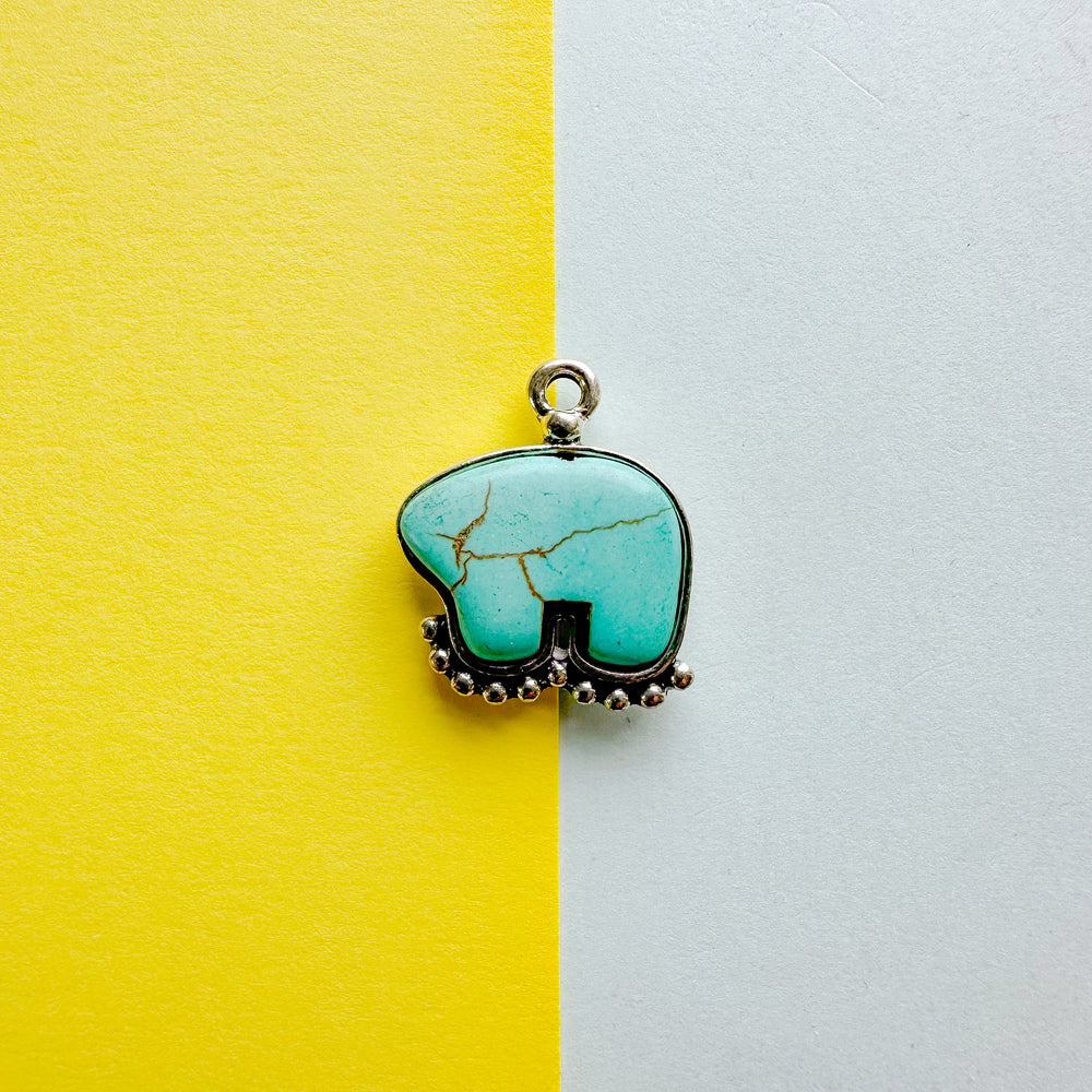 20mm Turquoise Cabachon Pewter Zuni Bear Charm