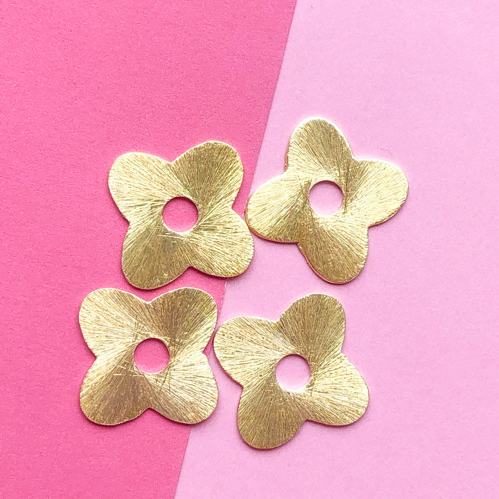 23mm Brushed Gold Quatrefoil Charm - Pack of 4