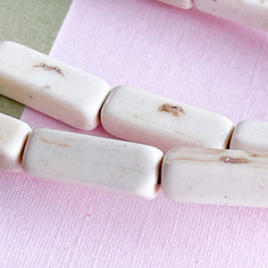 14mm Distressed Cream Rectangular Magnesite Strand