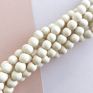 10mm White Wood Rounds Strand - Christine White Style