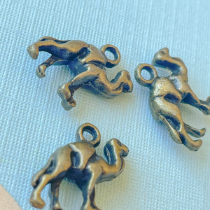 18mm Antique Bronze Camel Charm - 4 Pack