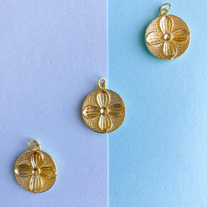 20mm Shiny Gold Dogwood Flower Charm