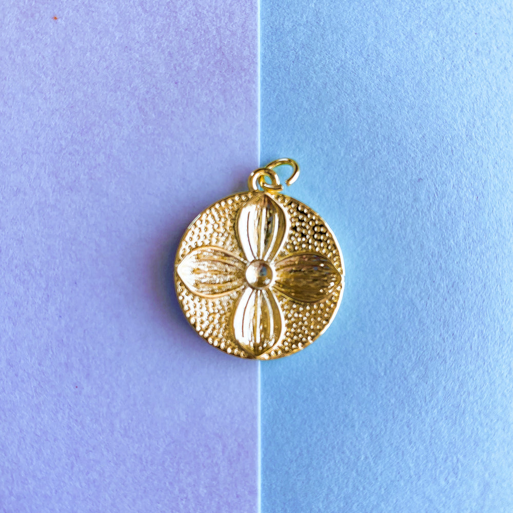 20mm Shiny Gold Dogwood Flower Charm