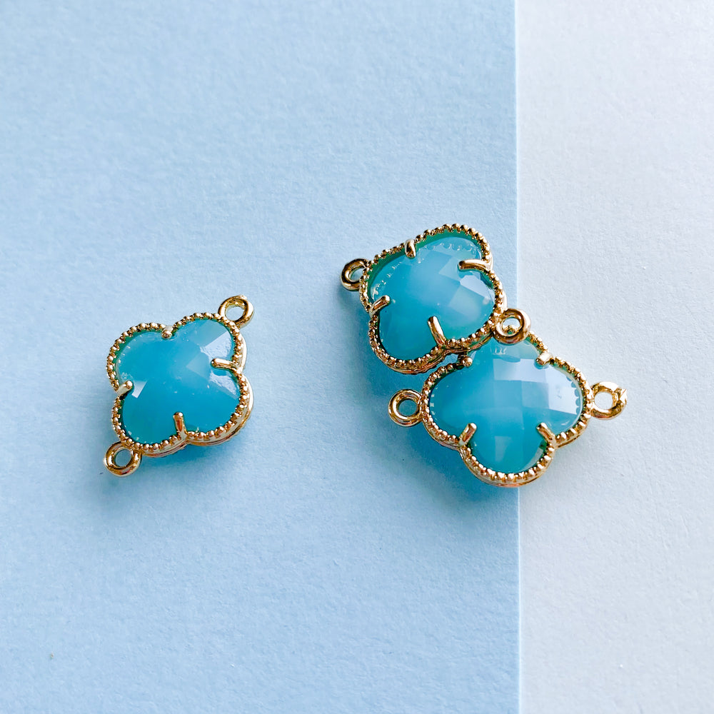 16mm Aqua Crystal Gold Quatrefoil Connector